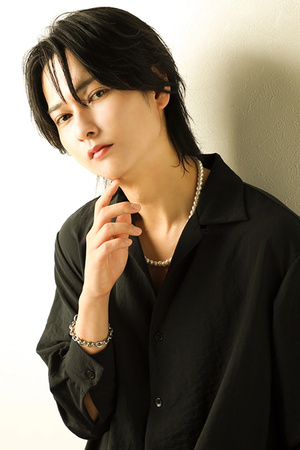 HIKARU Glow 歌舞伎町